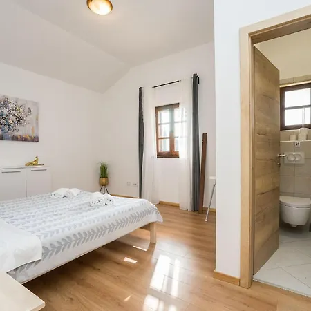 Four-bedroom In Muline 펜션 *
