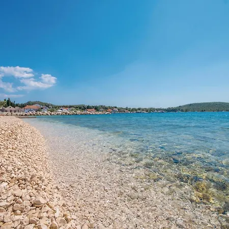 Four-bedroom In Muline 펜션