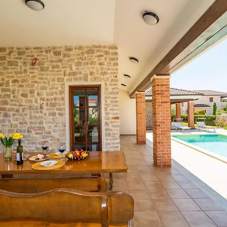 Four-bedroom In Muline Soline (Dalmatia)