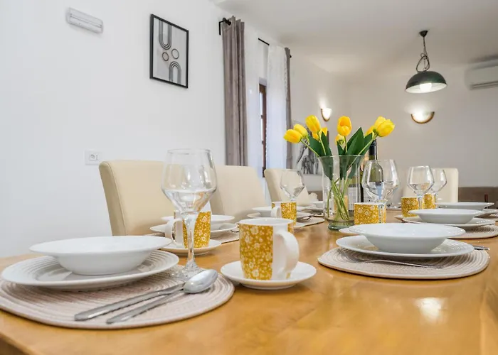Four-bedroom In Muline *