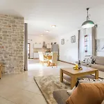 Vakantiehuis Four-bedroom In Muline Soline (Dalmatia)