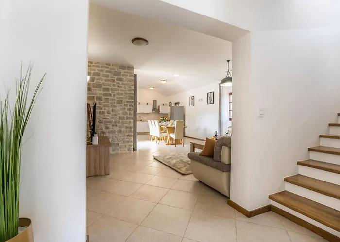 Four-bedroom In Muline *