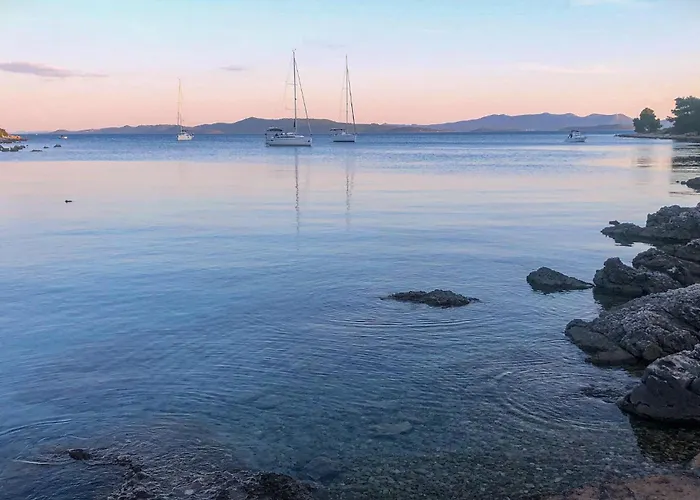 Four-bedroom In Muline * Soline (Dalmatia)