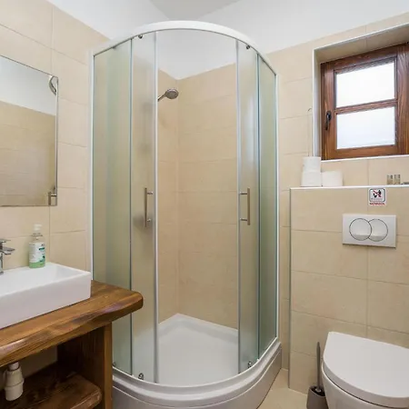 Four-bedroom In Muline