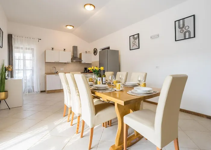 Four-bedroom In Muline Soline (Dalmatia)