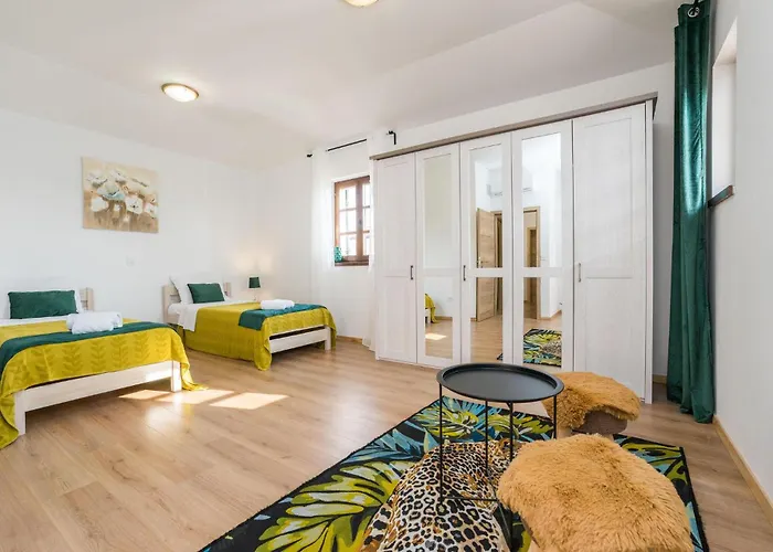 Four-bedroom In Muline