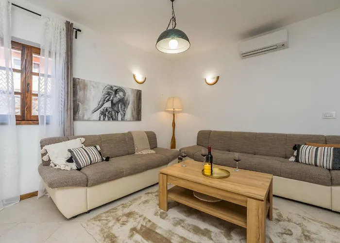 Four-bedroom In Muline Soline (Dalmatia)