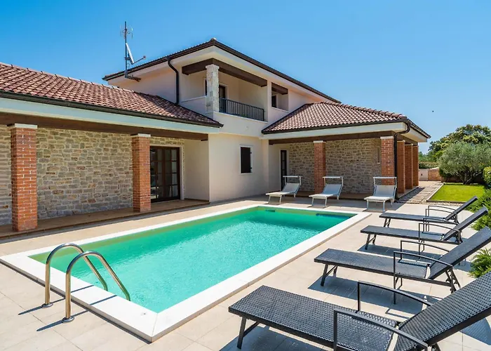 Four-bedroom In Muline *